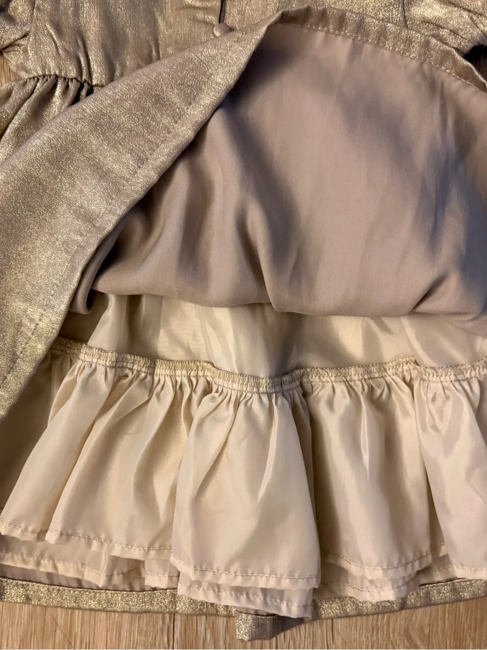 Tommy Bahama Girls' Size 12 Months Metallic Gold Puff-Sleeve Smocked Dress